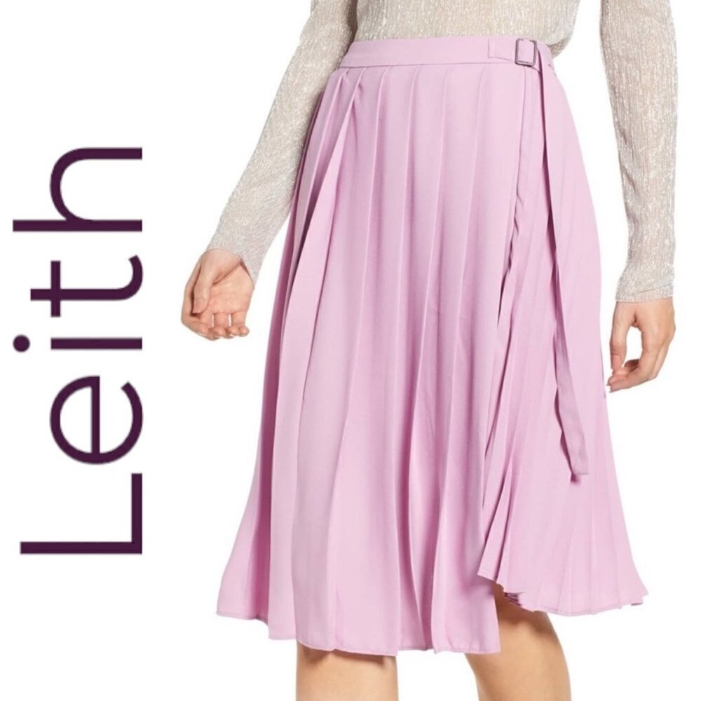 LEITH Barbiecore Power Pink Pleated Faux Wrap Midi Skirt, Size Small‎